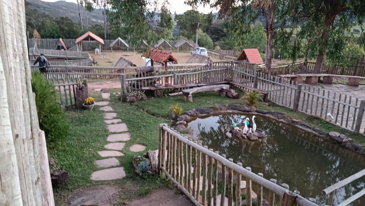 Chales E Camping Do Robinho 1 เซาโตเมตัสเลตราส ภายนอก รูปภาพ