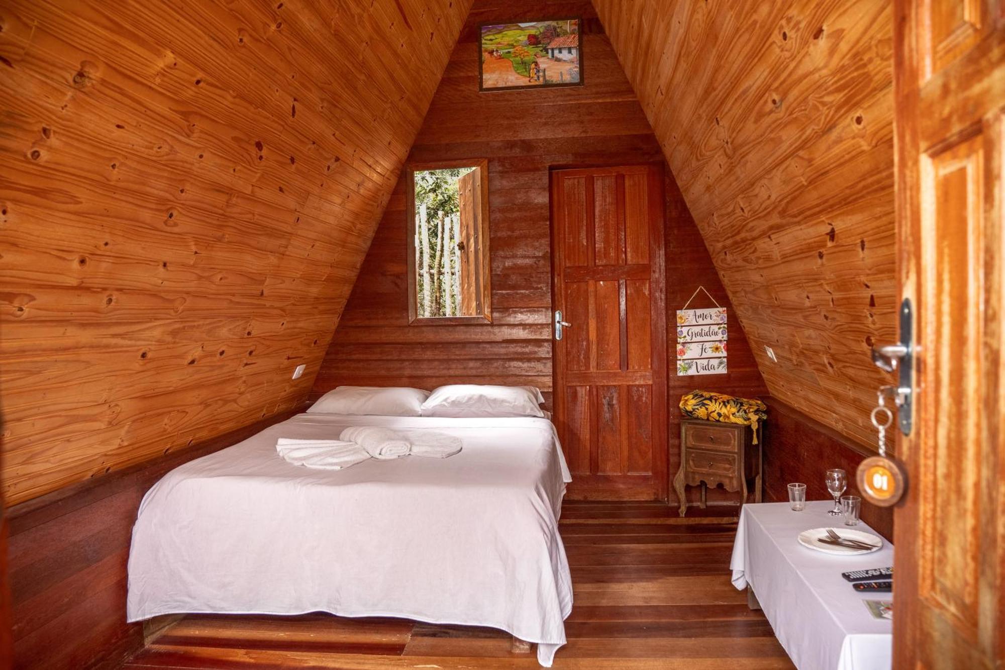 Chales E Camping Do Robinho 1 เซาโตเมตัสเลตราส ภายนอก รูปภาพ